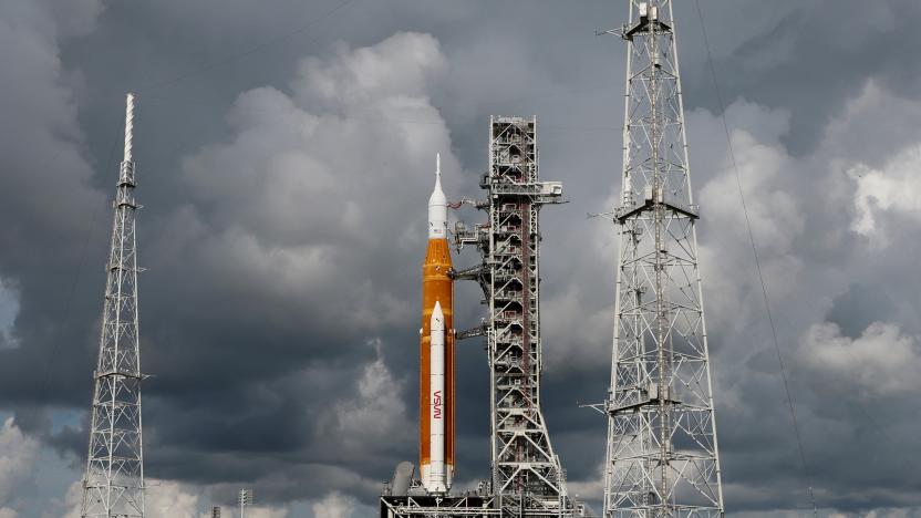 NASA's next-generation moon rocket, the Space Launch System (SLS) with the Orion crew capsule perched on top, stands on launch complex 39B before its rescheduled debut test launch for the Artemis 1 mission at Cape Canaveral, Florida, U.S. September 2, 2022.  REUTERS/Joe Skipper