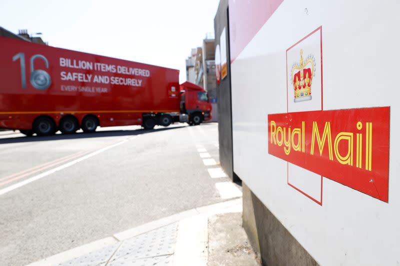 Royal Mail withholds forecast as parcel demand tapers ...