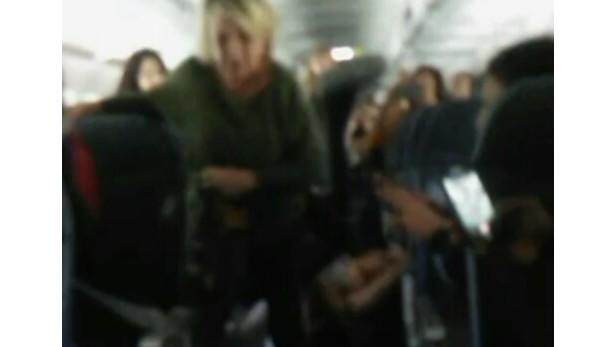 Loud Music Leads To Five Woman Brawl On Spirit Airlines Flight - teste du site brawl stars spirit