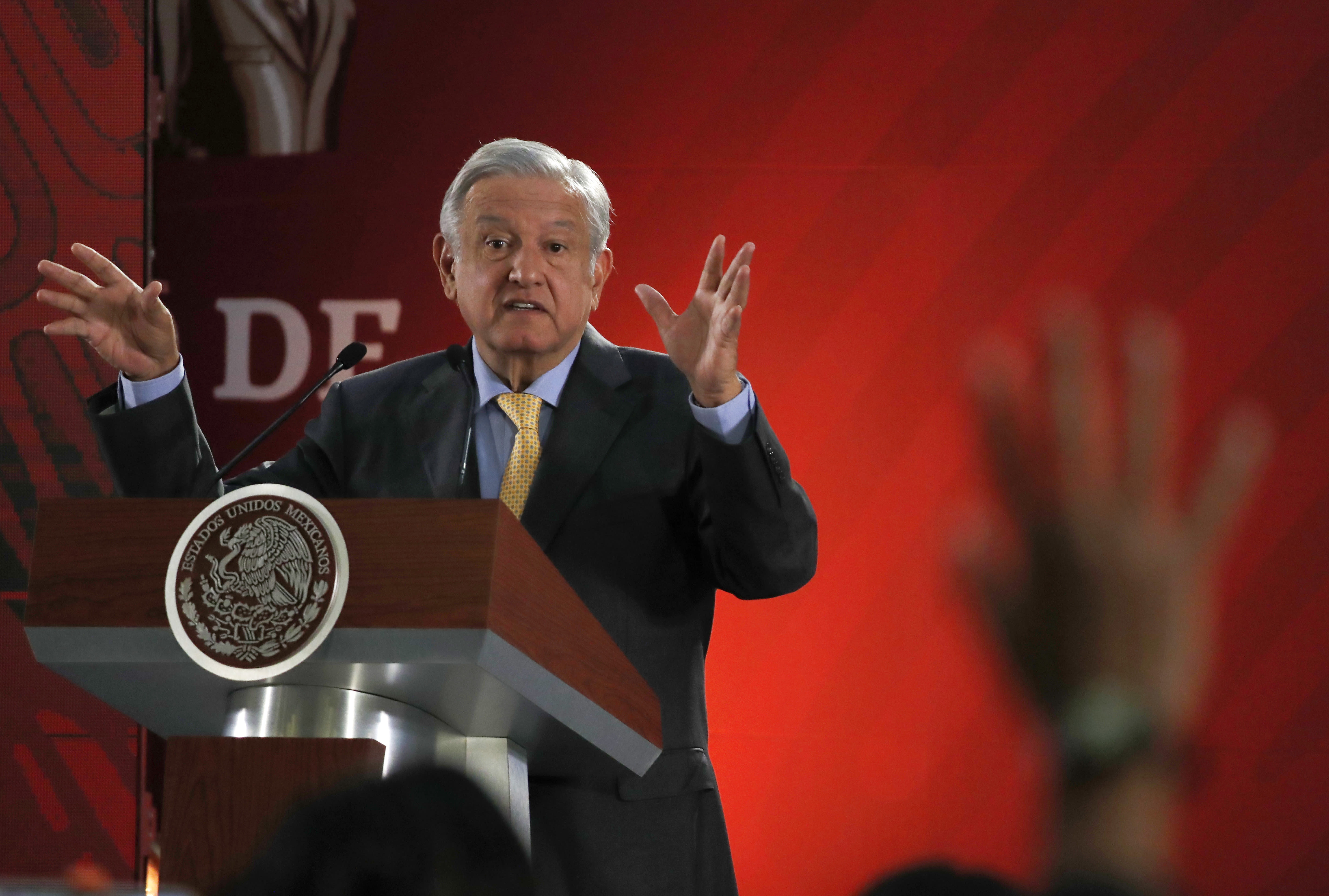 Mexican president touts good ties with US in first 100 days