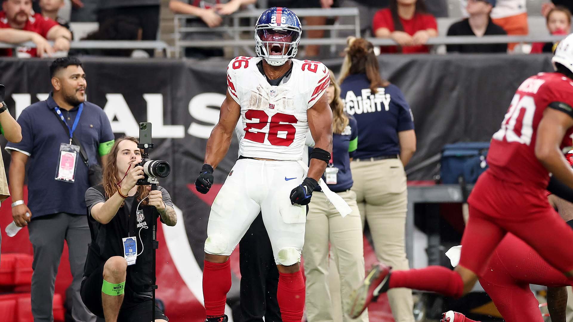 Steelers' Minkah Fitzpatrick treated at hospital after suffering chest  injury vs. Browns