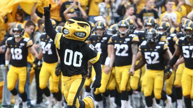 The Gold Rush: Will Iowa cover -2.5 against Minnesota?