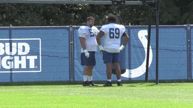 Colts' O-line starting to gel at training camp