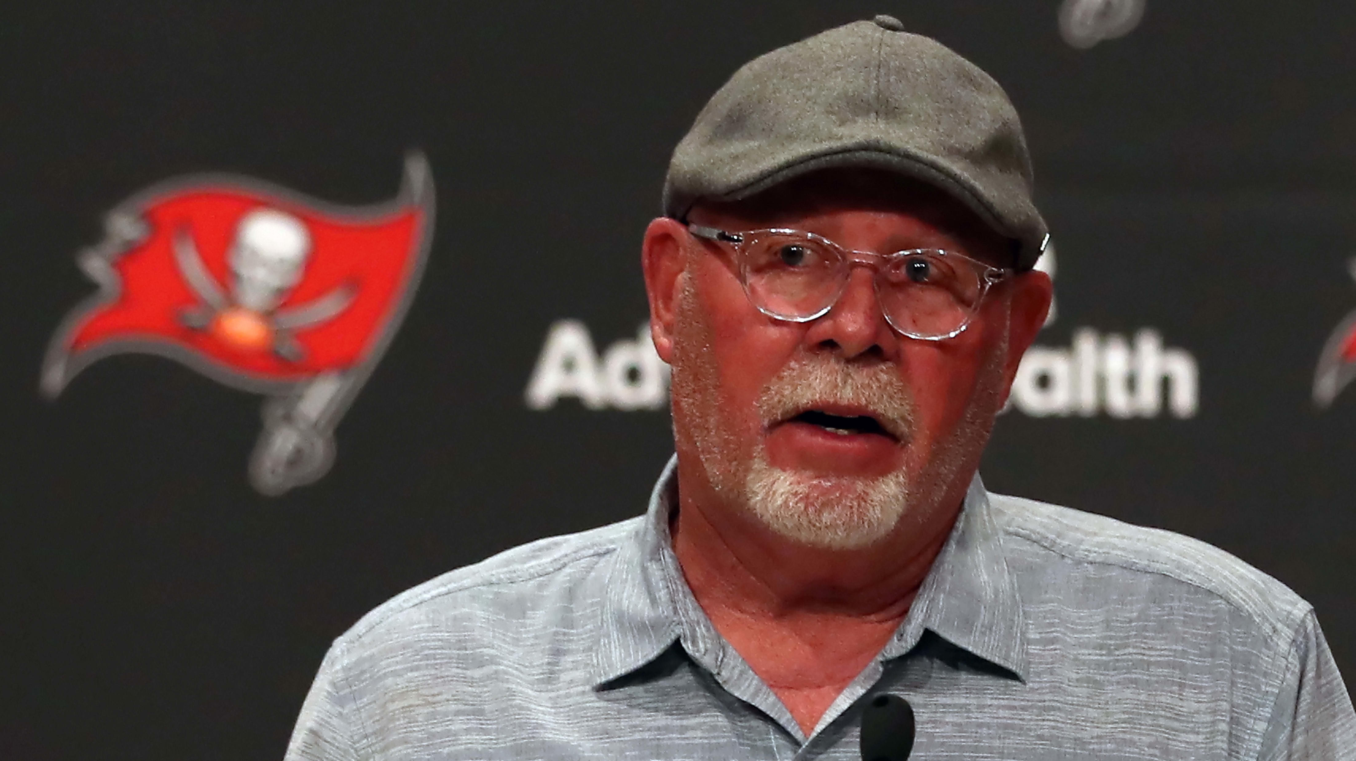 Bruce Arians Is Stepping Down as Buccaneers Head Coach, Will Assume Front  Office Role