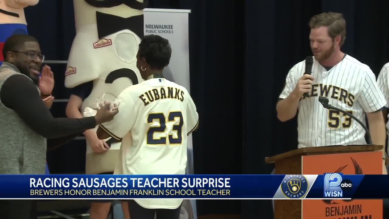 Brewers award Milwaukee educator as Teacher of the Month 