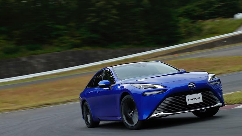 Track image of the new Toyota Mirai (2020)