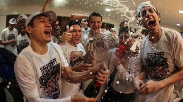 Mixers celebrate 2014 PBA Grand Slam Championship