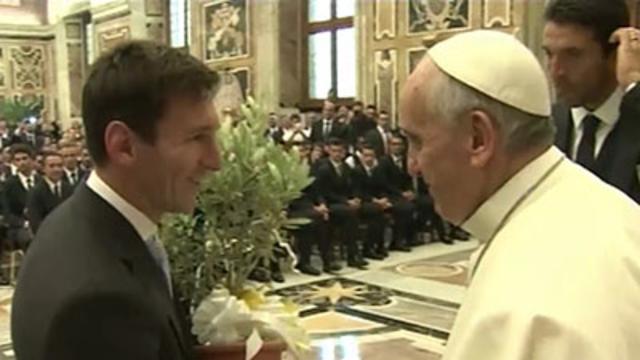 Raw: Pope Francis Greets Football Stars