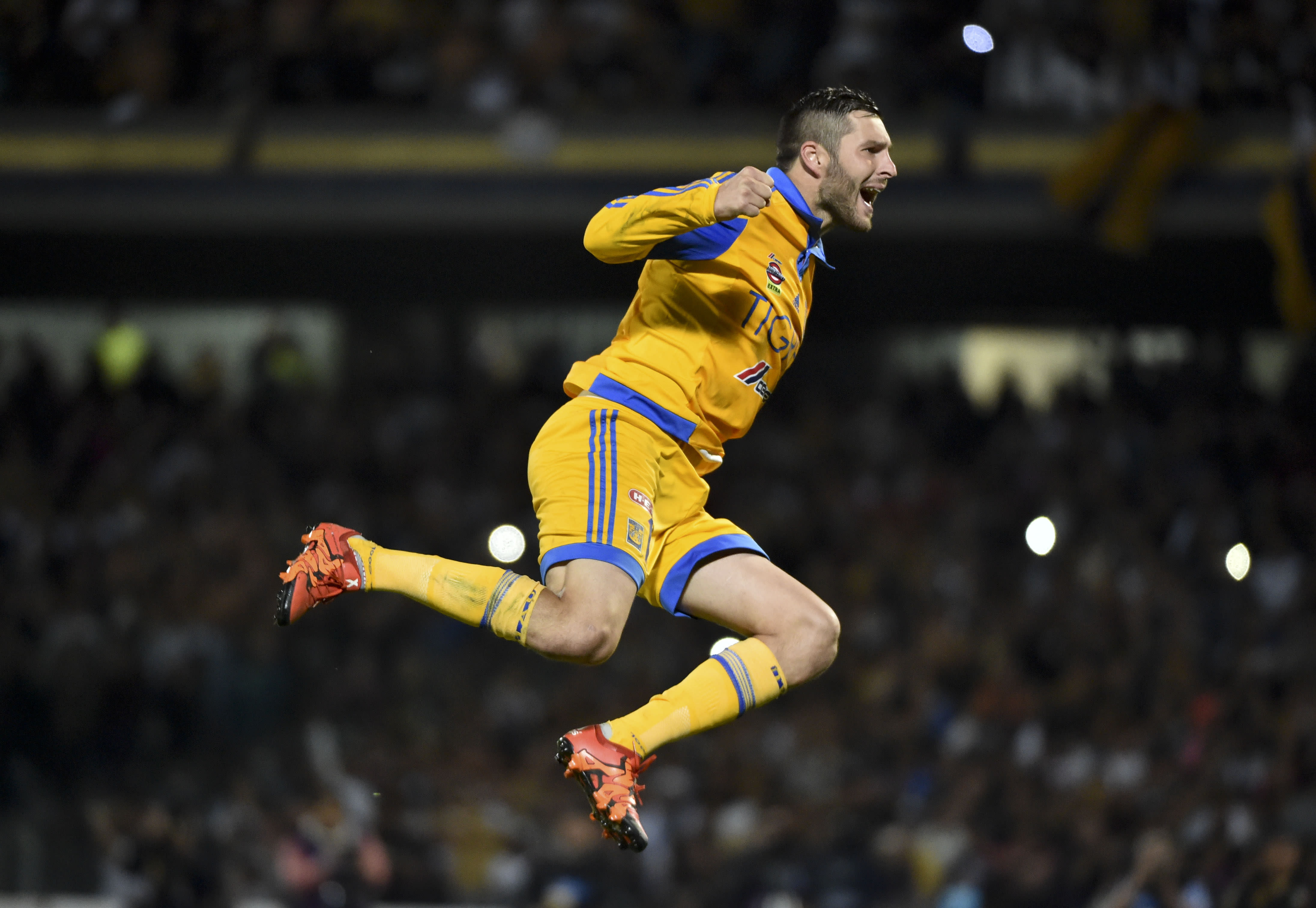 Gignac, buteur en finale, champion du Mexique avec les Tigres