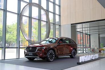 待望的頂級全尺寸七人座旗艦降臨，Mazda CX-90 首度公開、5/22 正式發表！