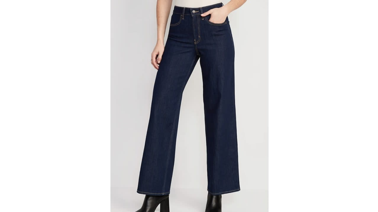 Check it out! Here are the jean trends you'll be wearing this spring! 