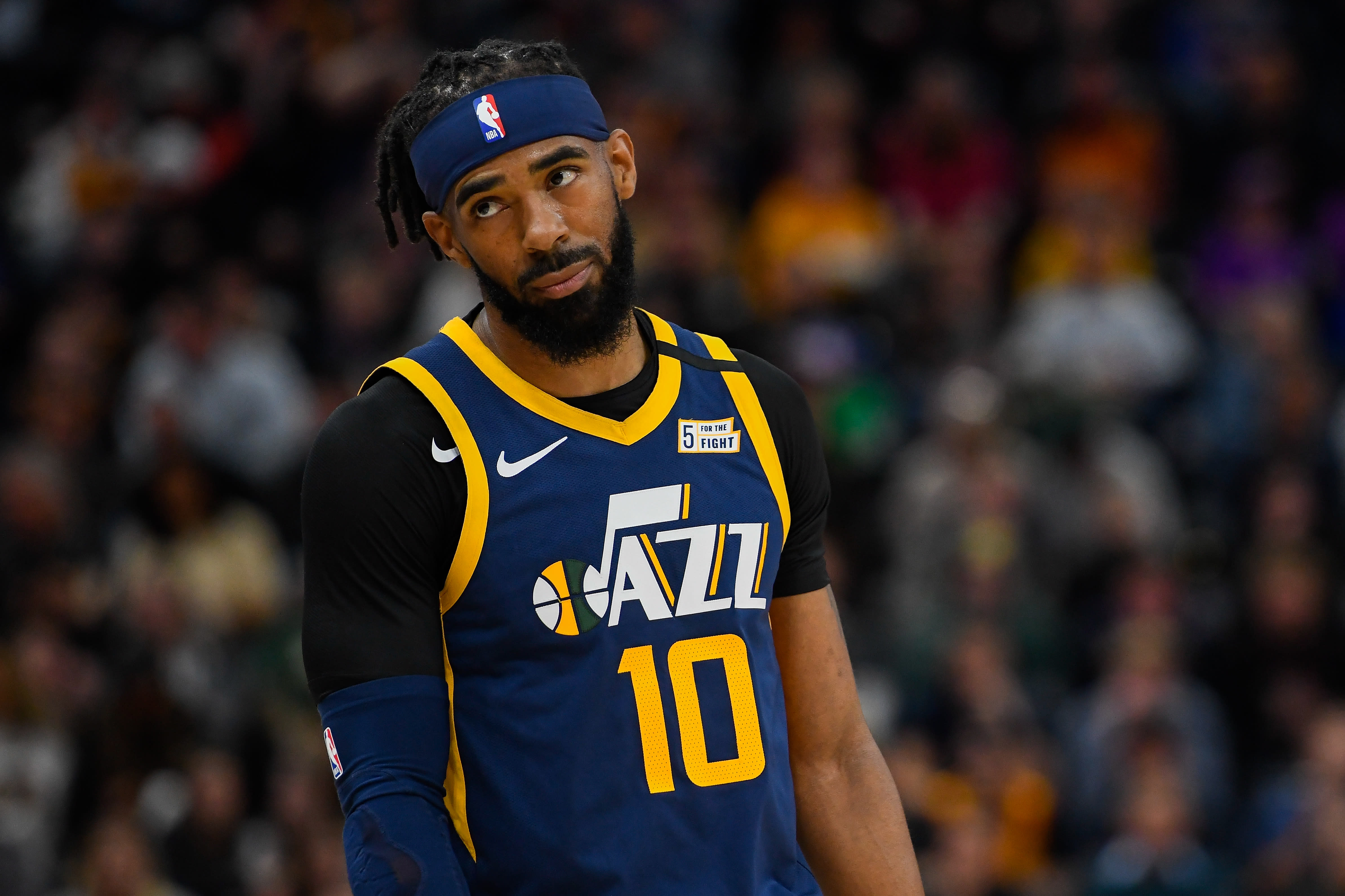 Report Slumping Jazz moving Mike Conley out of starting 5