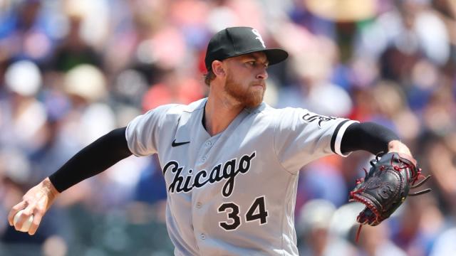 Chicago White Sox catcher Yasmani Grandal (24) and pitcher Aaron