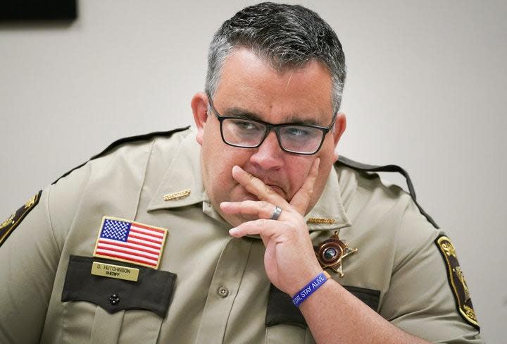 Sheriff Hutchinson says he has no plans to step down after drunken-driving offense