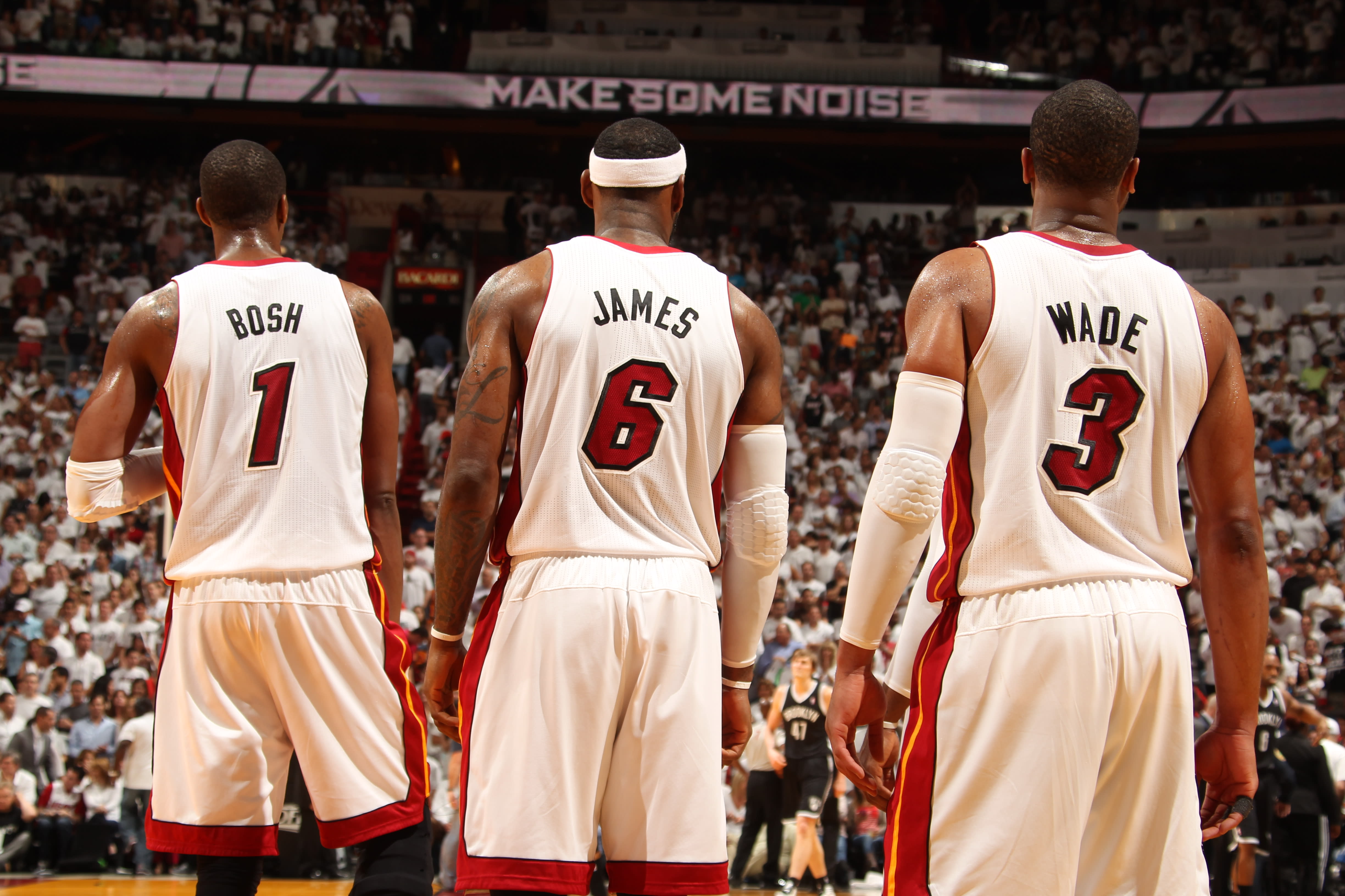 PODCAST: What if the Bulls signed Miami Heat's ‘Big 3' during the Derrick Rose era?