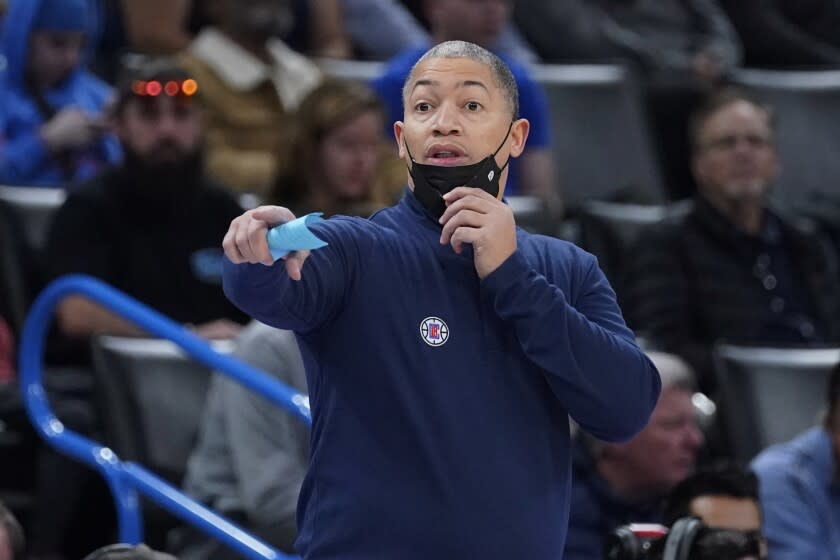 Back on the court, Tyronn Lue ready to help Clippers 'weather the storm'