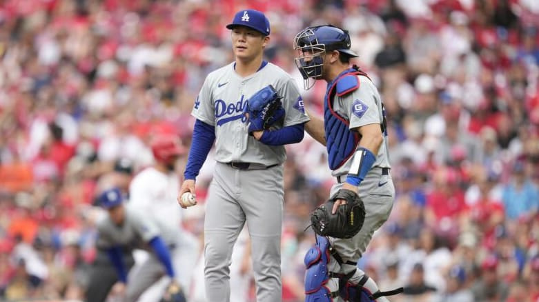  - Dave Roberts said lack of consistency of approach contributed to Dodgers batters' struggles. The team lost 4-1 to the Reds