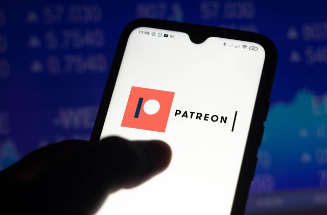 BRAZIL - 2021/04/14: In this photo illustration, the Patreon logo seen displayed on a smartphone screen. (Photo Illustration by Rafael Henrique/SOPA Images/LightRocket via Getty Images)