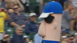 Steve Gelbs as the Polish Sausage competes in the Sausage Race in Milwaukee, Highlights