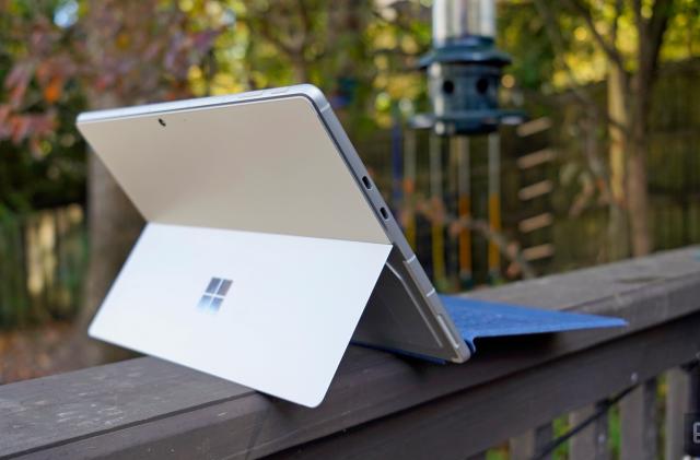 Microsoft Surface Pro 9 hands-on: Can Intel and ARM models live in harmony?