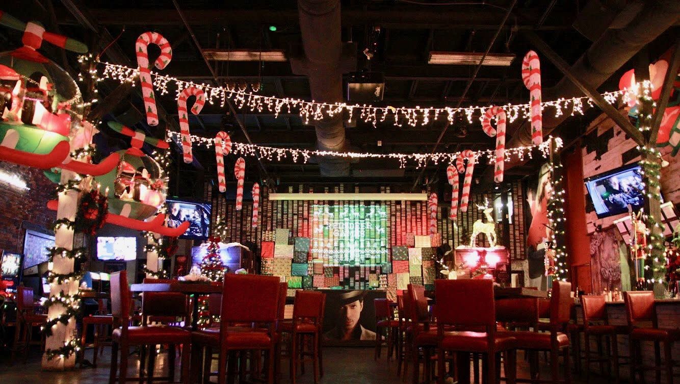 This Nashville Bar Turned Into A Christmas Wonderland For The Entire