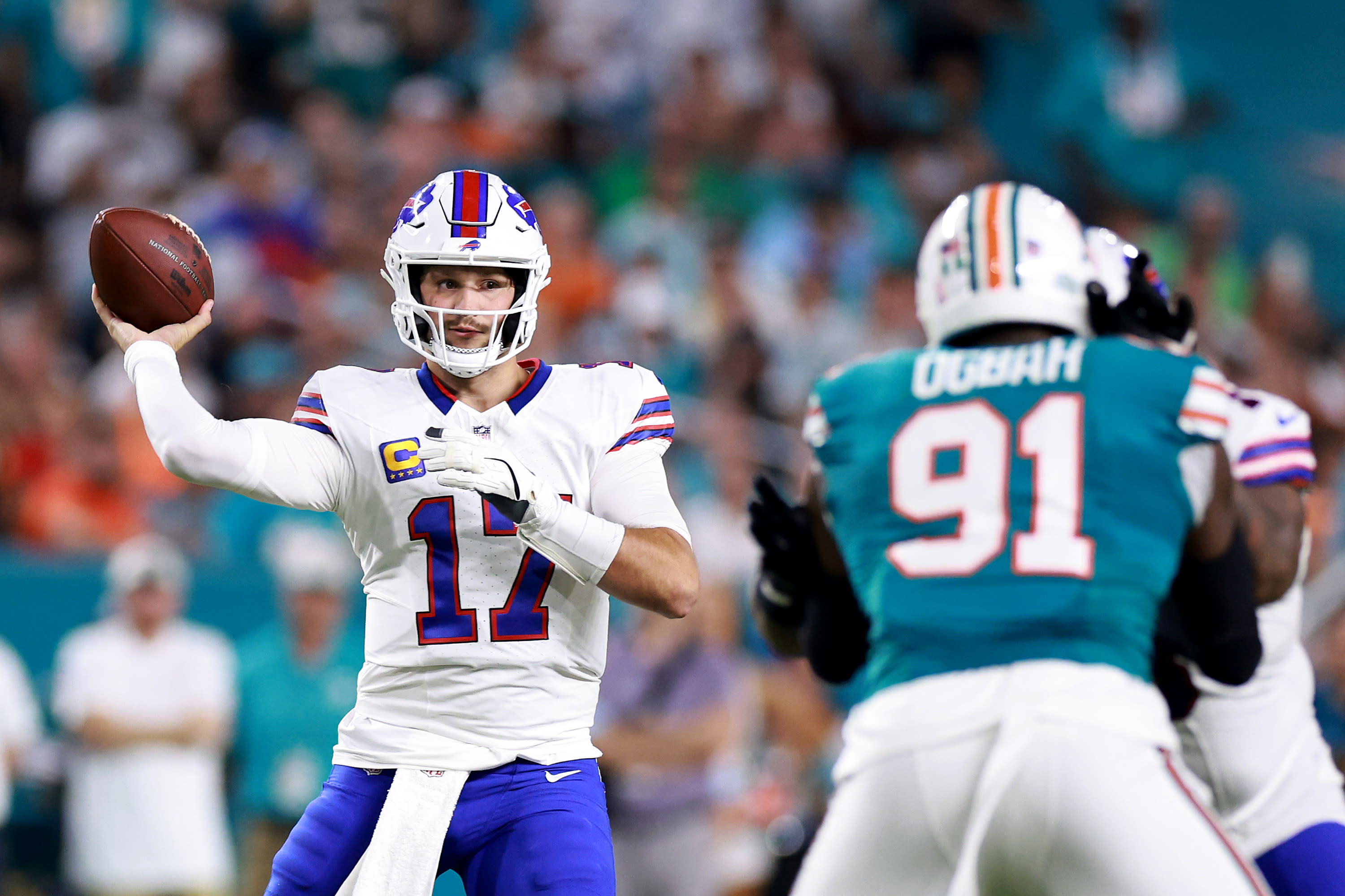 Follow live: Josh Allen, Tua Tagovailoa lead early TD drives in AFC East showdown