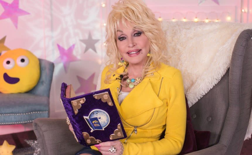 Dolly Parton to Read Children's Books on Weekly YouTube Series