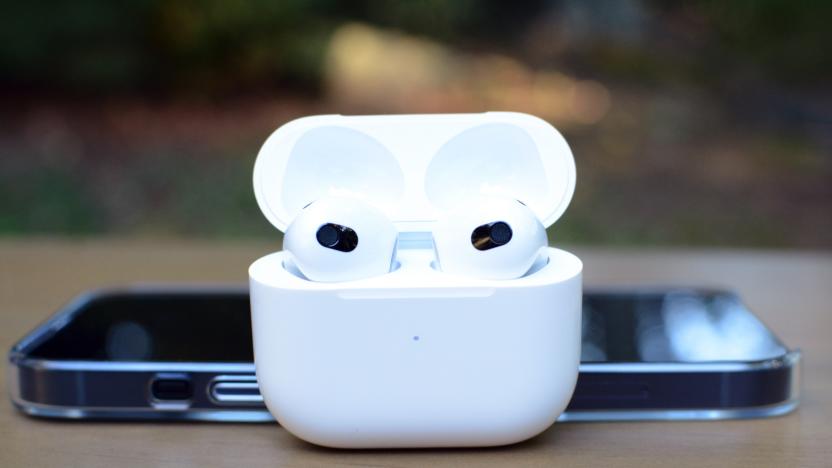 Apple AirPods 2021