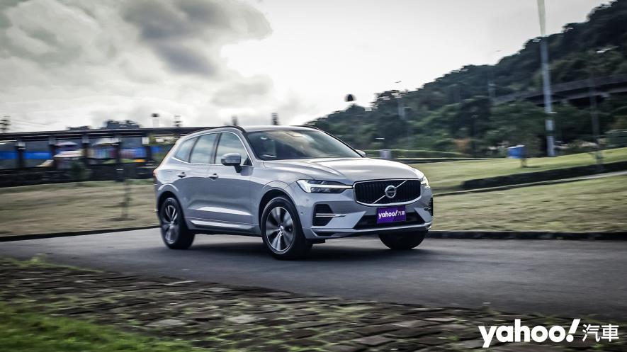 2022 Volvo XC60 B4 Momentum城郊試駕！終須一拜的谷歌大神正式上車！ - 1