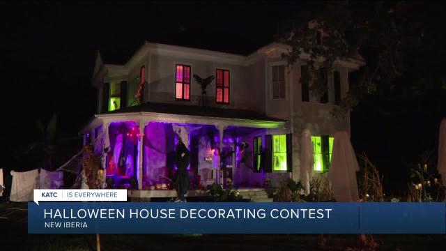 List Halloween decorations around Acadiana