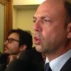 Unioni civili, Alfano: faremo di tutto per bloccare adozioni gay