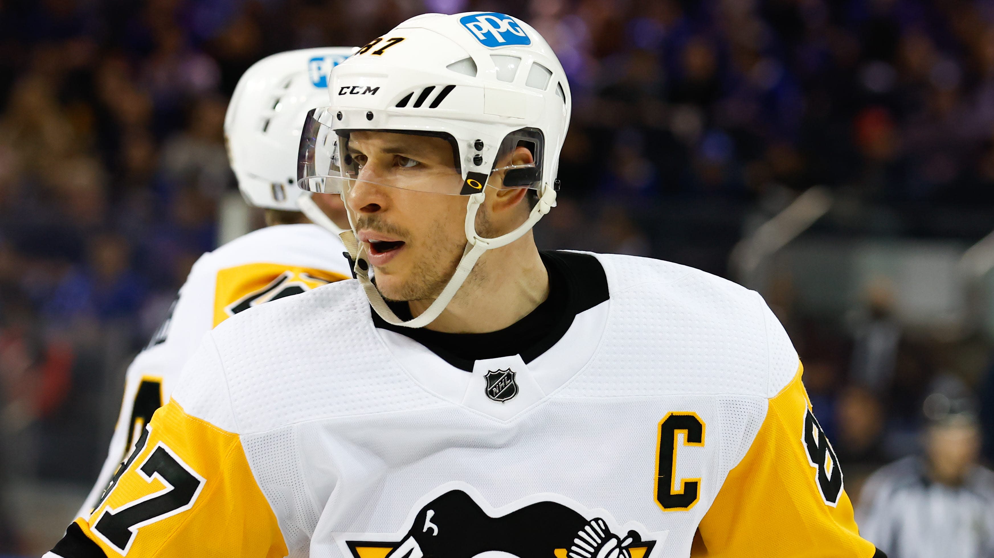 Crosby's status clouds Rangers-Penguins as Game 6 looms