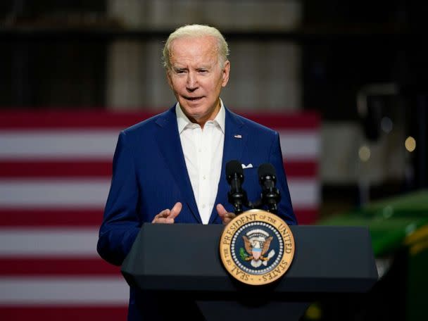 Biden blames ‘Putin’s price hike,’ says gas prices shouldn’t depend on his committing ‘genocide’