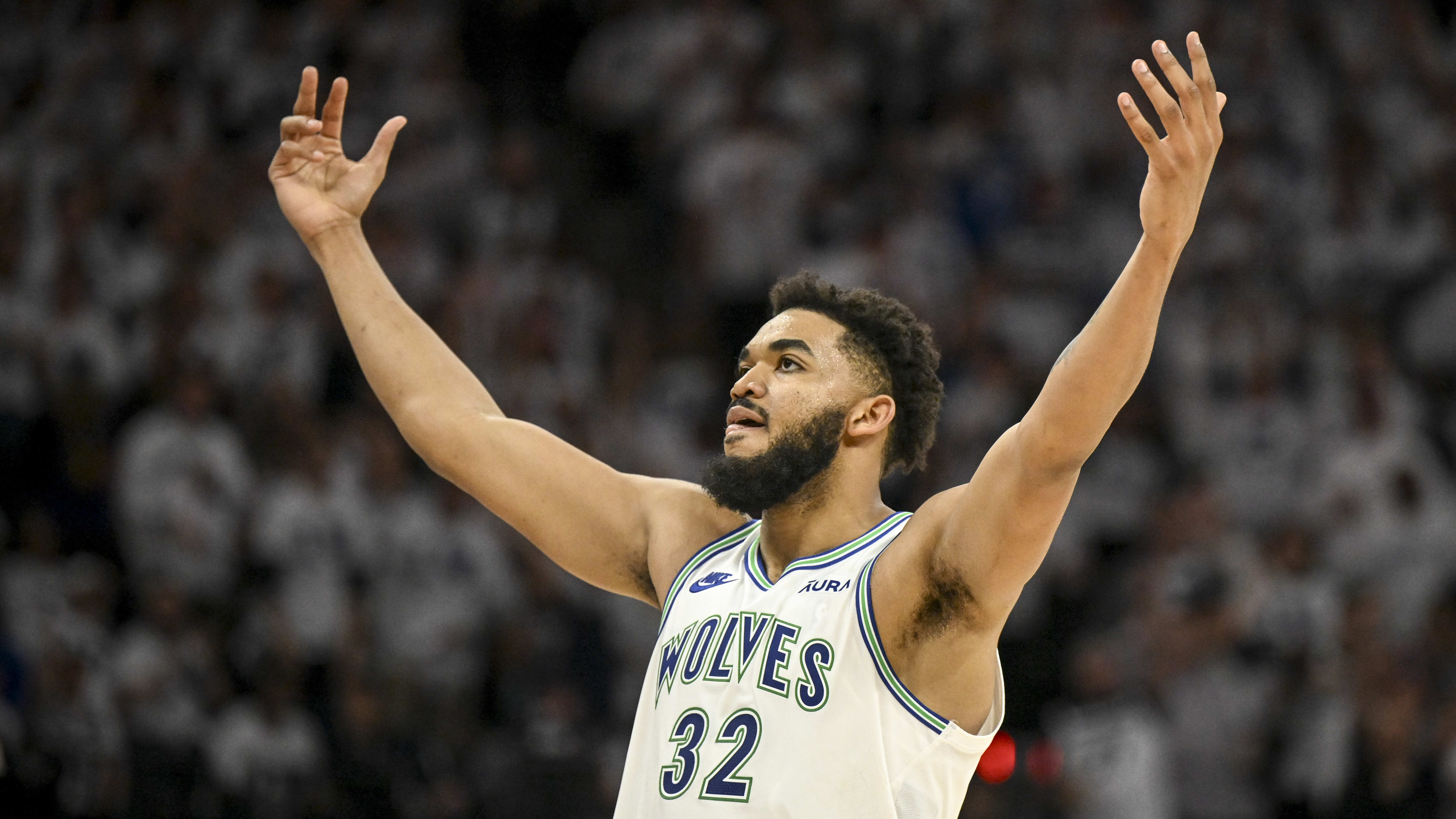 Knicks go all-in with Karl-Anthony Towns, but are they much better off?