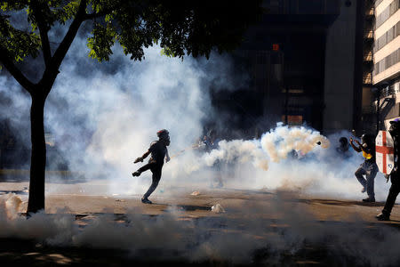 Venezuela anti-government unrest marks 50th day with huge marches