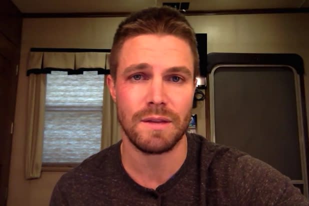 [SMS] Ollie & Haley 8216Arrow8217_Star_Stephen_Amell_Says-0f7606a7702801fe269cceee376b59f4