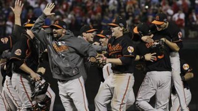 O's beat Rangers, move on to face Yankees 