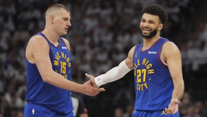 Yahoo Sports - The champs finally showed their form during Game 3 of their second-round series with the