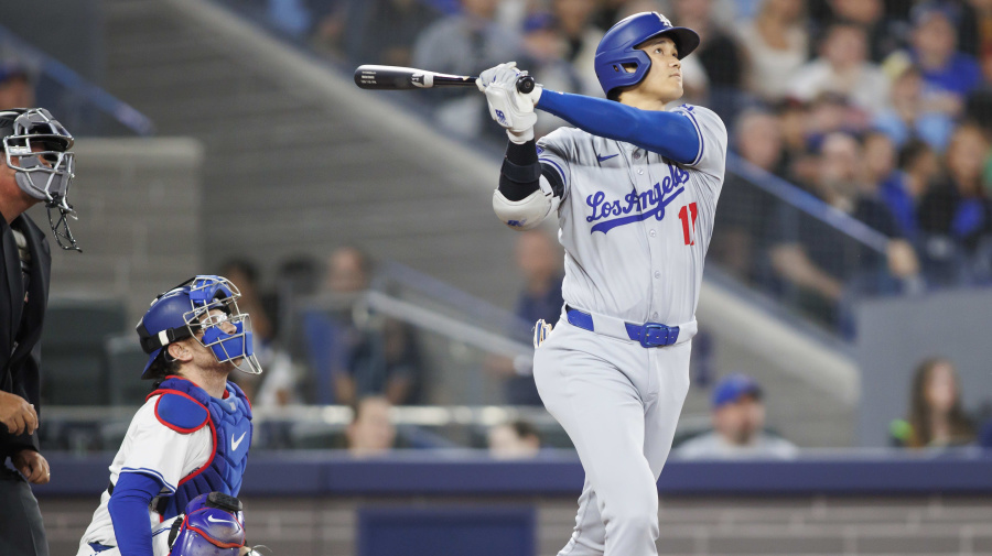 
Ohtani has the perfect answer to Toronto boo birds: Home run!
Remember that day when everyone thought Shohei Ohtani was on a jet to Toronto? Blue Jays fans certainly do. But Ohtani quickly responded.