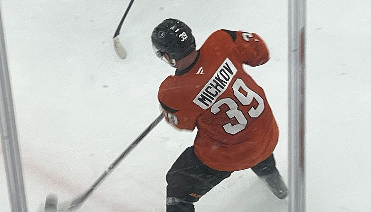 First glimpse of Matvei Michkov on the ice in a Flyers jersey