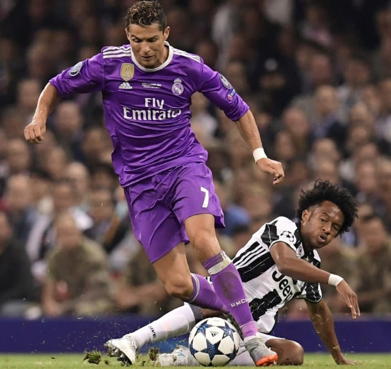 ronaldo purple jersey