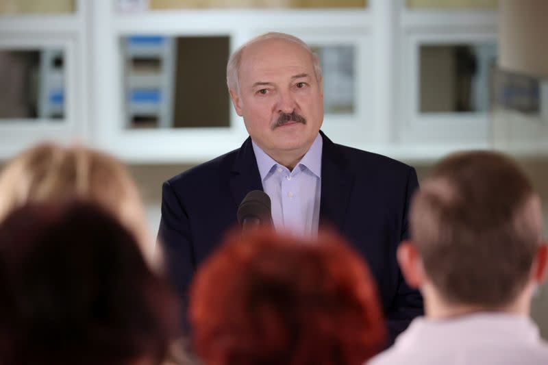 Lukashenko promises new draft constitution in Belarus by the end of this year