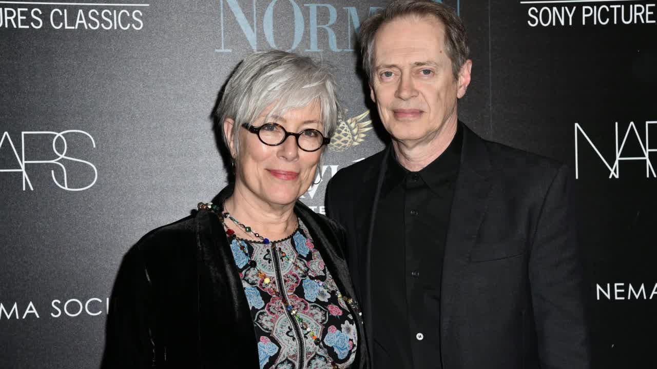 Steve Buscemi opens up about death of wife Jo Andres in rare interview