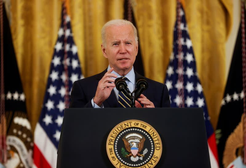 Biden signera une ordonnance demandant de nouvelles économies sur les coûts des médicaments sur ordonnance