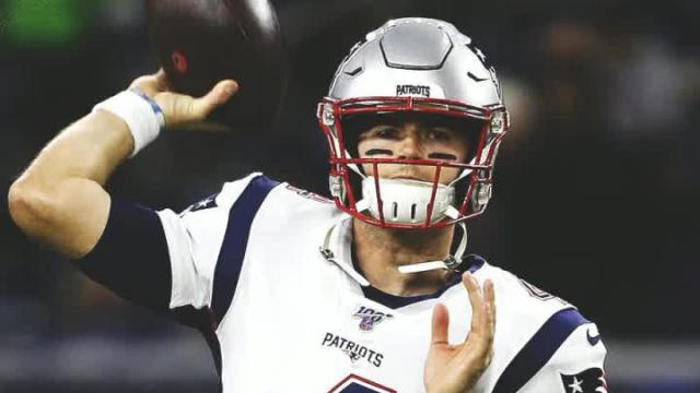 Jarrett Stidham leads throwing sessions with Patriots teammates