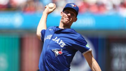 Getty Images - PHILADELPHIA, PENNSYLVANIA - MAY 08: Chris Bassitt #40 of the Toronto Blue Jays pitches during the third inning against the Philadelphia Phillies at Citizens Bank Park on May 08, 2024 in Philadelphia, Pennsylvania. (Photo by Tim Nwachukwu/Getty Images)