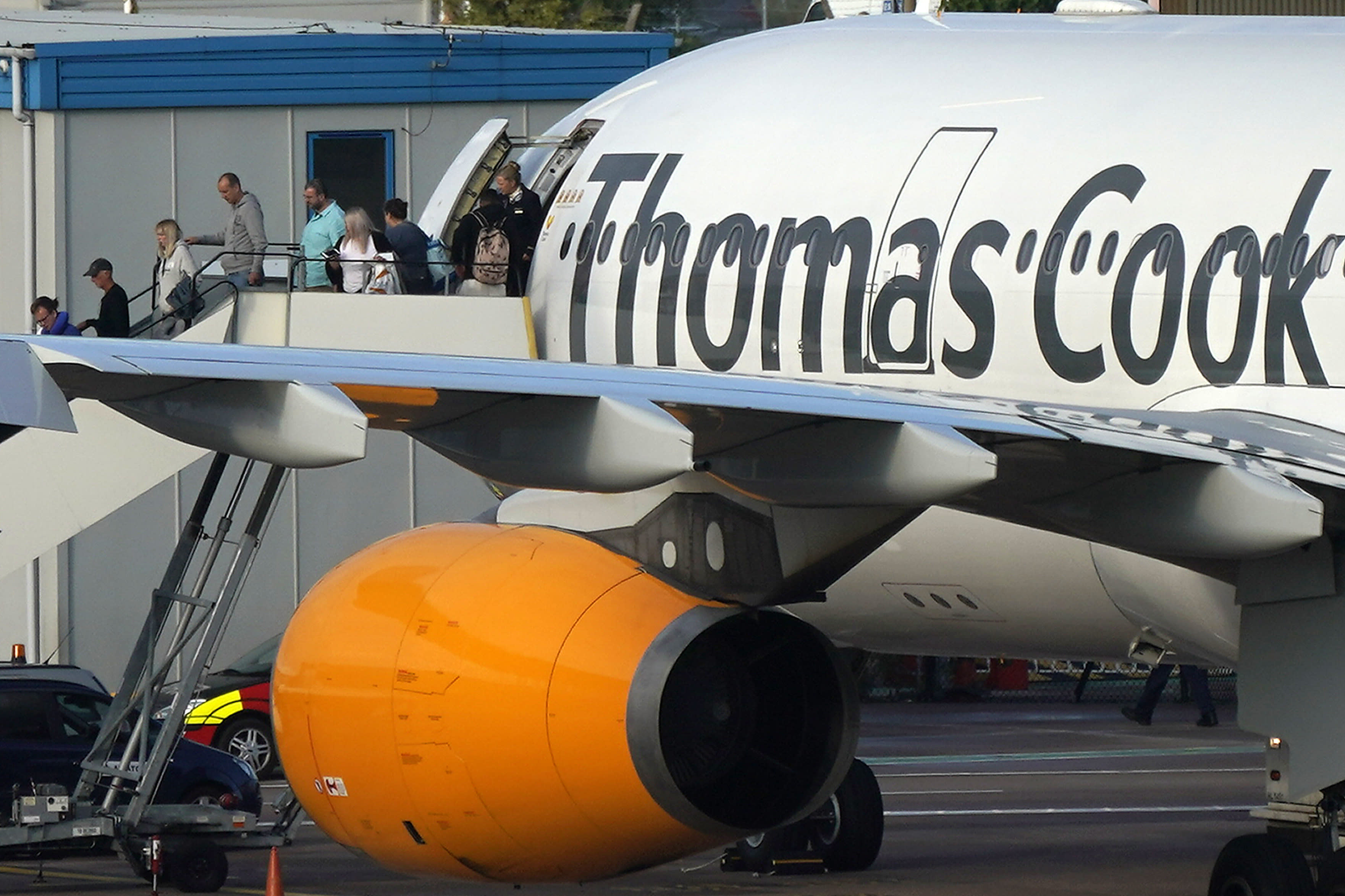 thomas cook weigh hand luggage