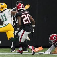 Packers WR Dontayvion Wicks went from sideline to shot play in short order