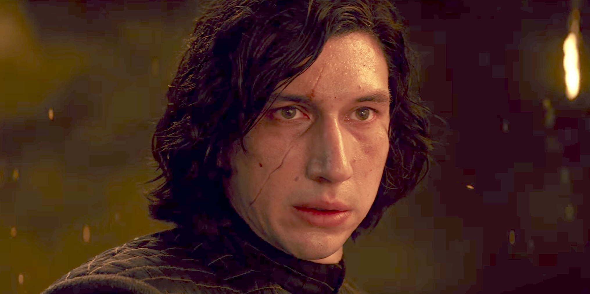 Star Wars Director Says Kylo Ren And Rey Touching Hands In The Last Jedi Is The Closest