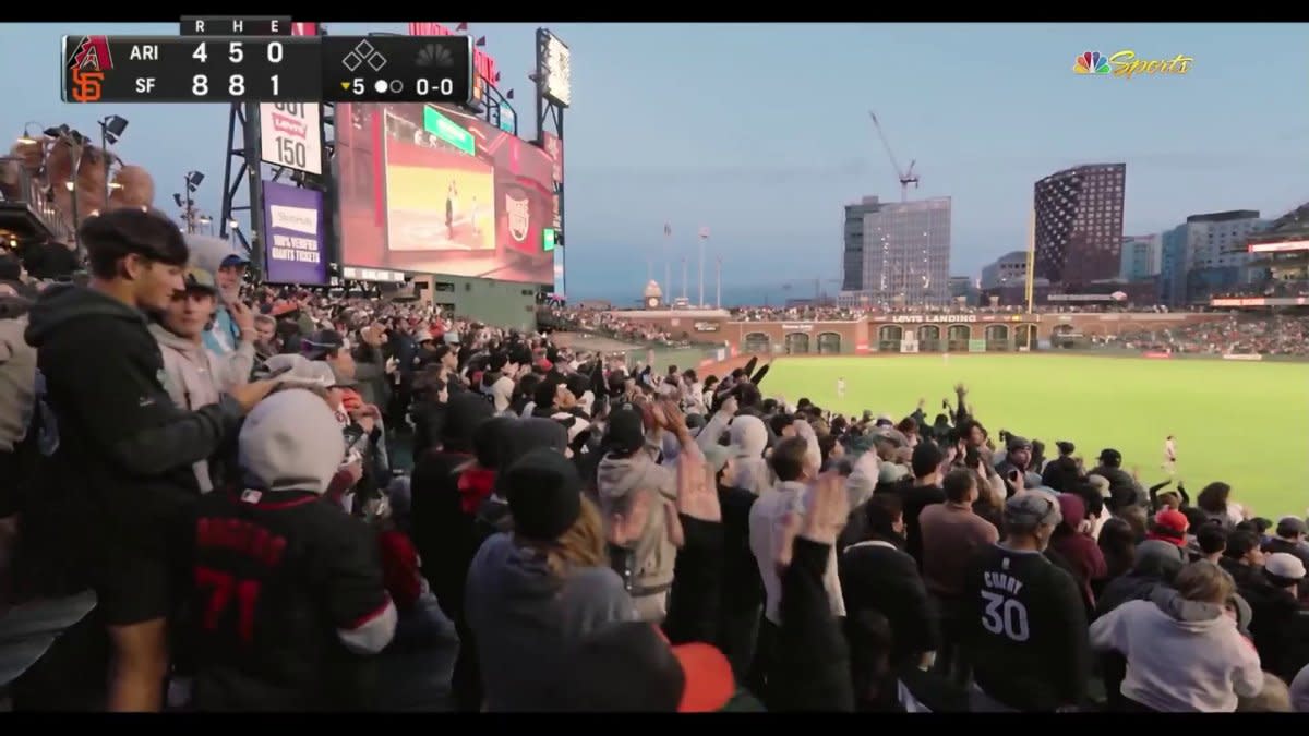 Giants' bats bust out for 8-5 win to take first game from D-backs